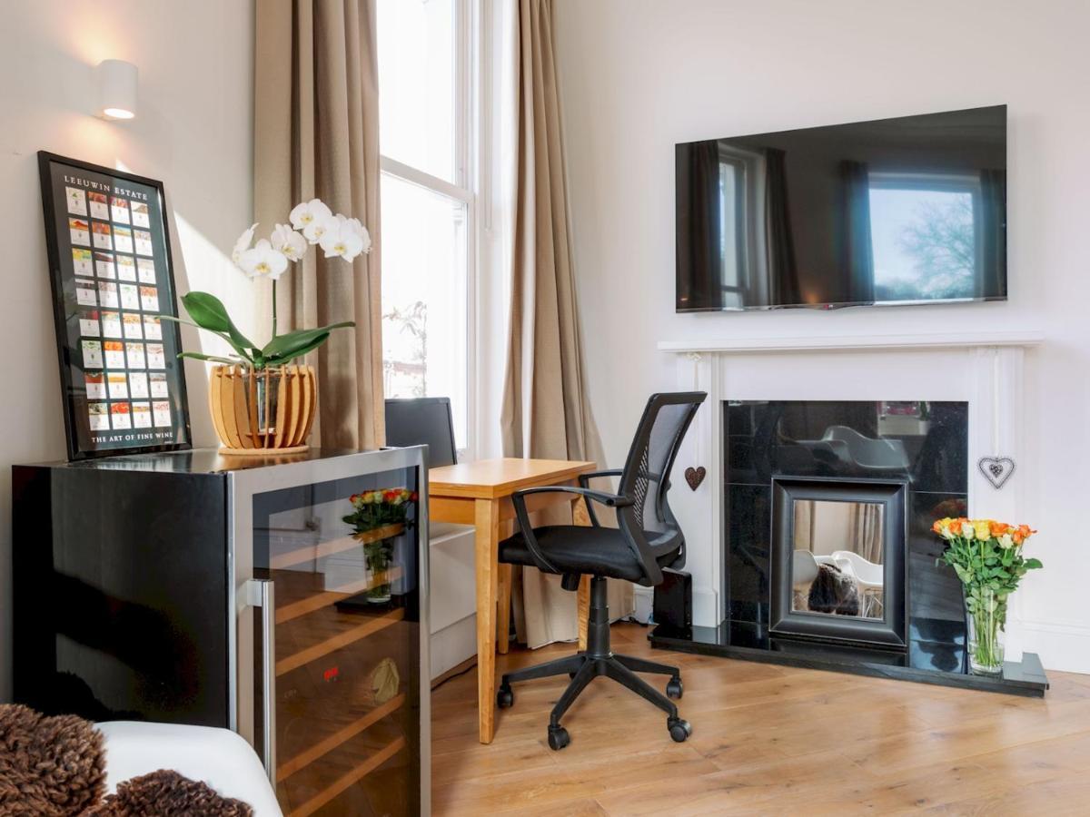 Pass The Keys Beautiful 2Bed Apartment 2Min From Hampstead Heath Londra Dış mekan fotoğraf